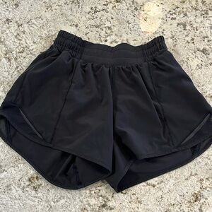 Lululemon Hotty hot shorts tall size 2